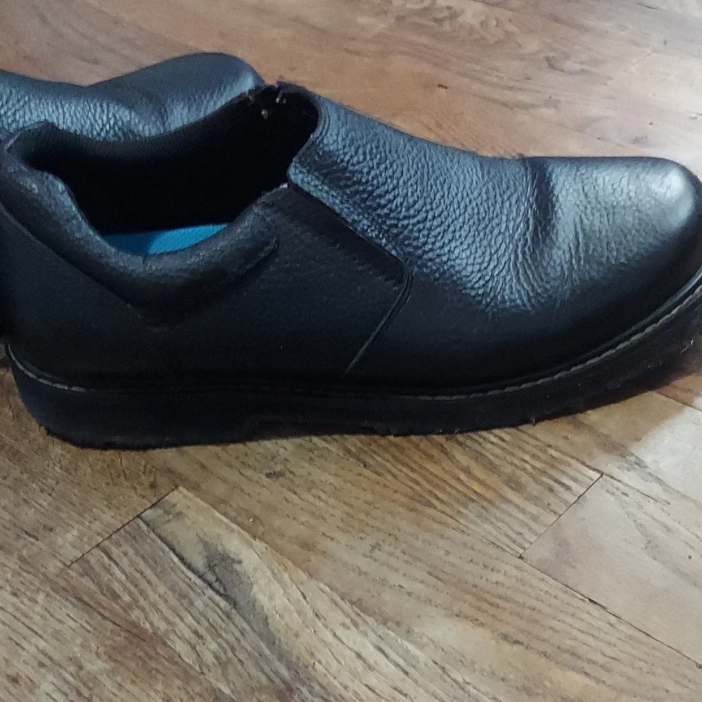 Dr. Scholl's Men's Black Leather Loafers - Picture 5 of 11